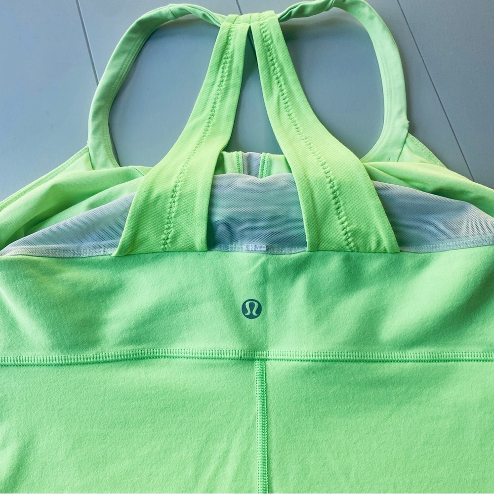 Lululemon tank